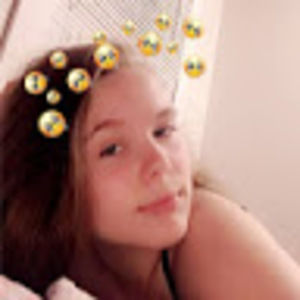 Meet your Posher, Carlyy